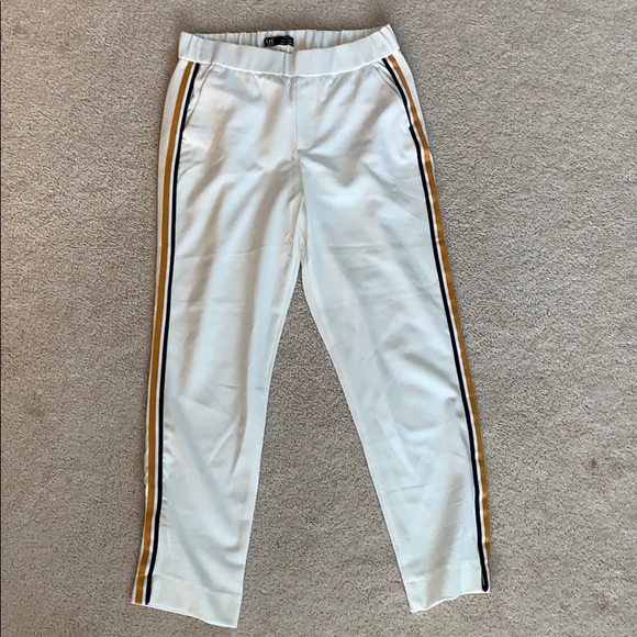 Zara Pants - Zara trf collection white pants